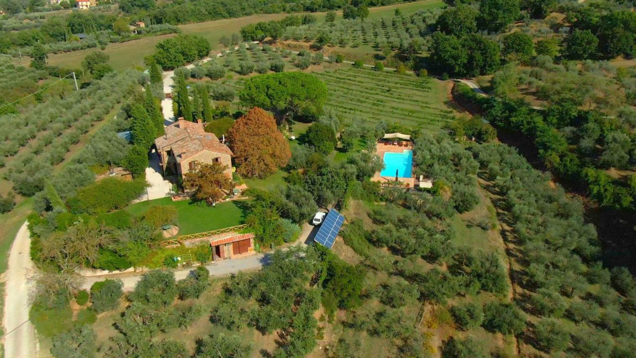 Fontanaro Farm And Culinary School Paciano Exterior foto